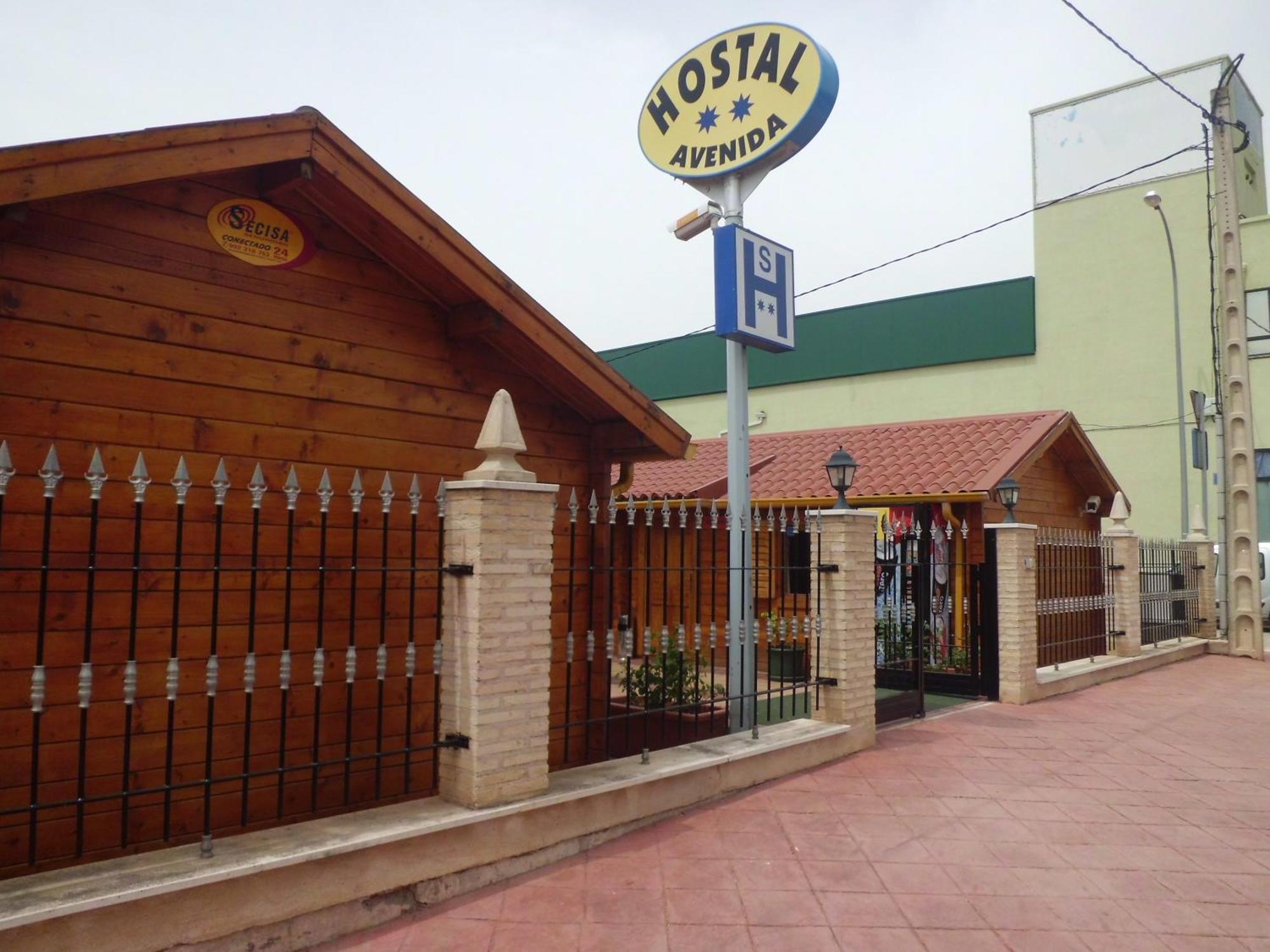 Hostal Gran Avenida Tarancón Eksteriør bilde